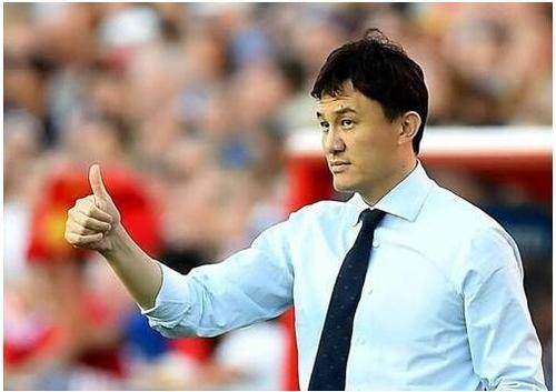 九游官网入口地址-泰山东征青岛拉练事不过三 克雷桑晚归系入境手续